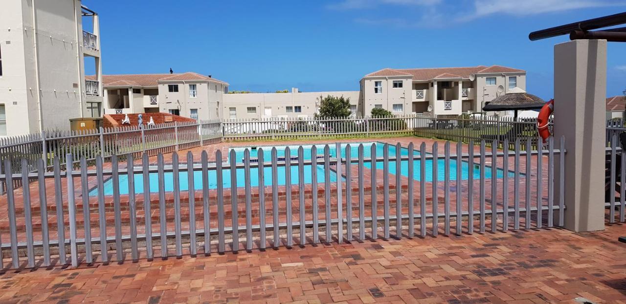 Hermanus Beach Club Apartment Luaran gambar