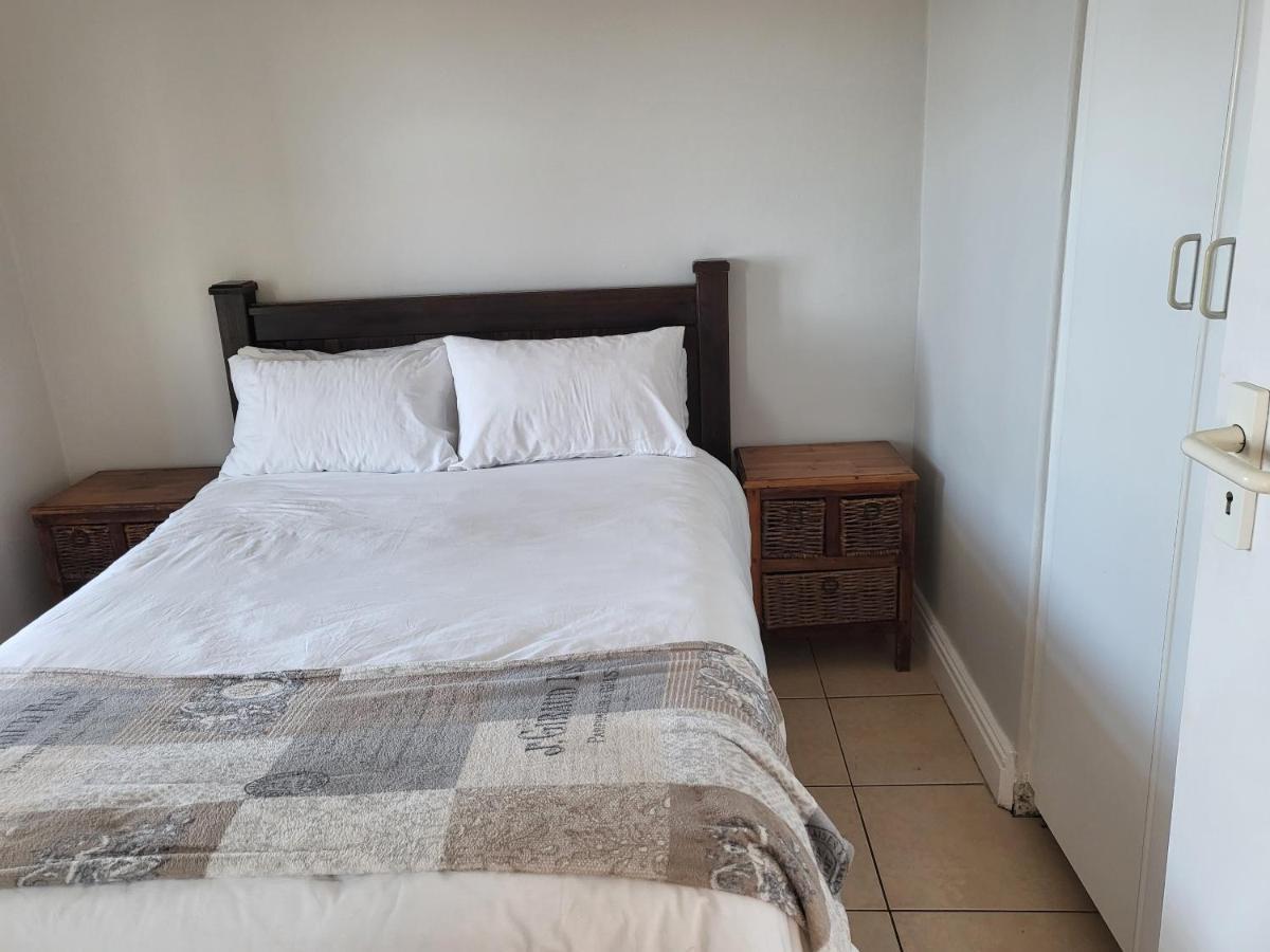 Hermanus Beach Club Apartment Luaran gambar